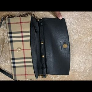 Burberry Black Henley Leather Wallet on Chain